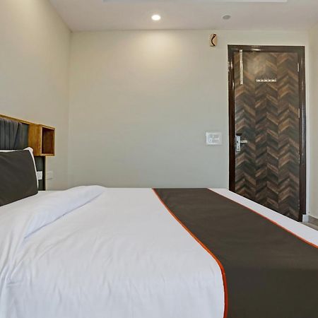 Hotel Townhouse Vip Grand Delhi  Exterior foto