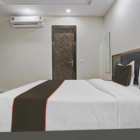 Hotel Townhouse Vip Grand Delhi  Exterior foto