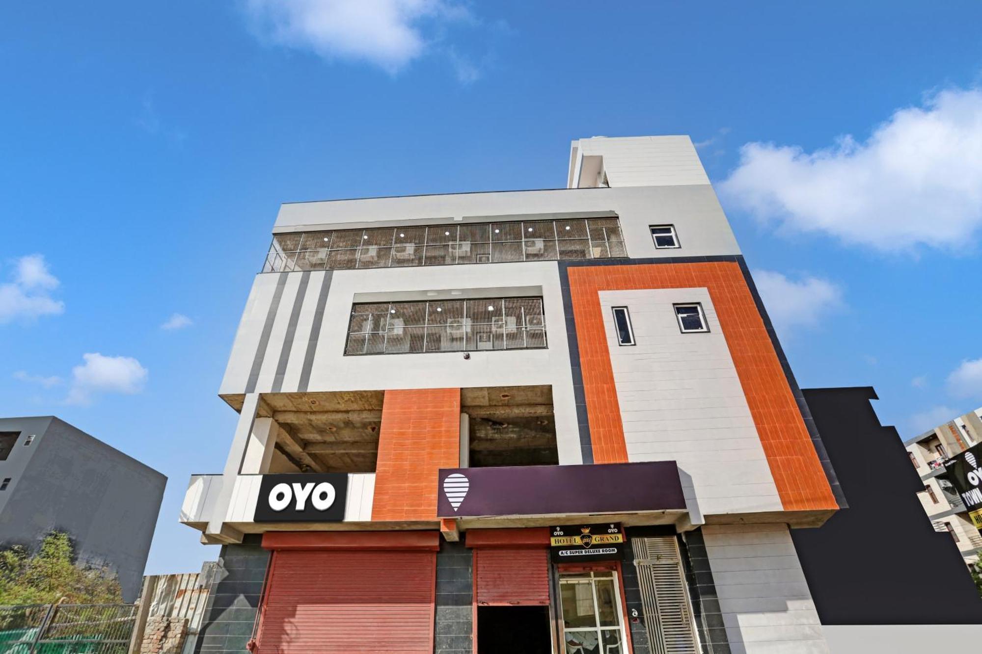 Hotel Townhouse Vip Grand Delhi  Exterior foto