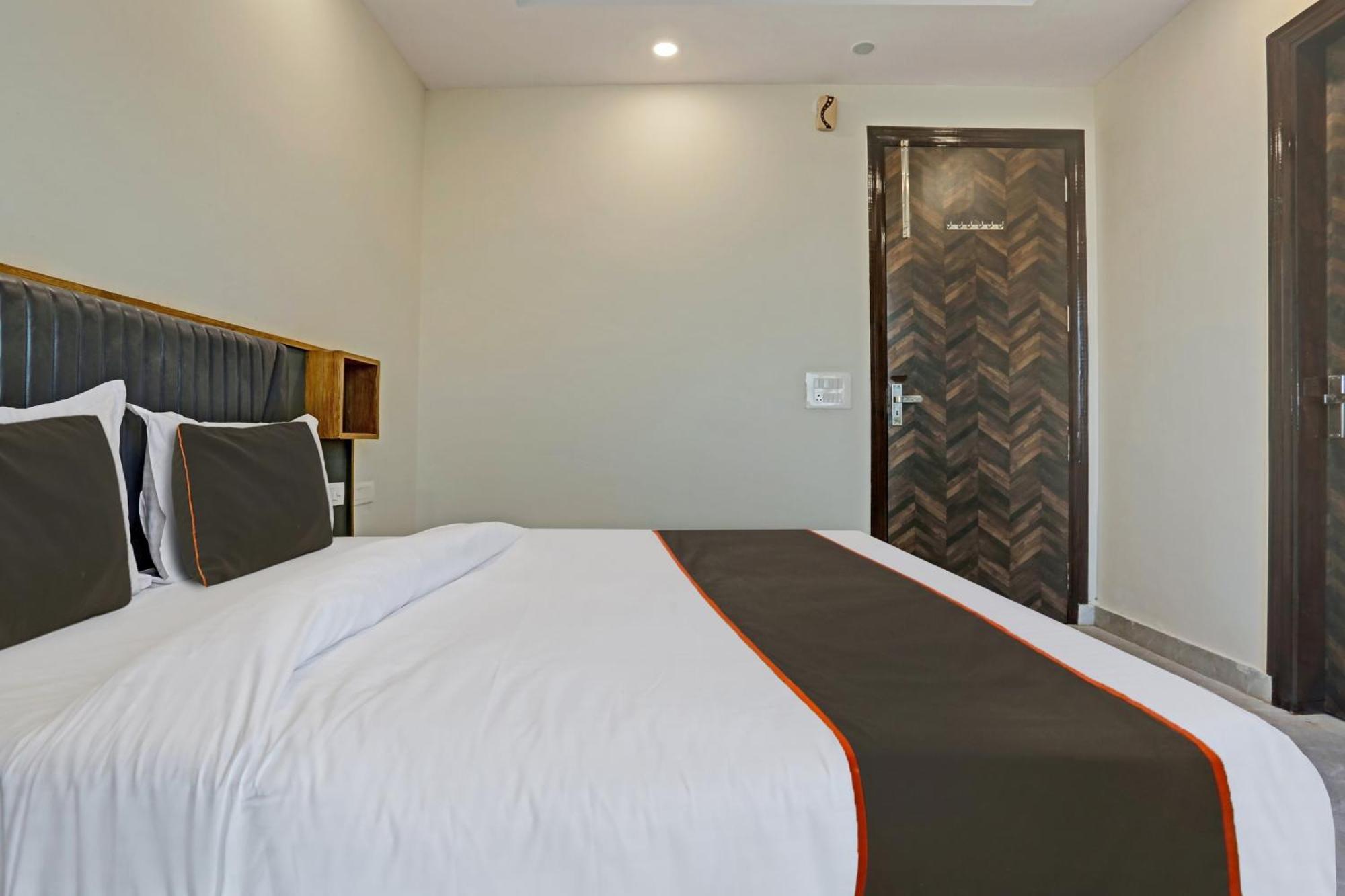 Hotel Townhouse Vip Grand Delhi  Exterior foto